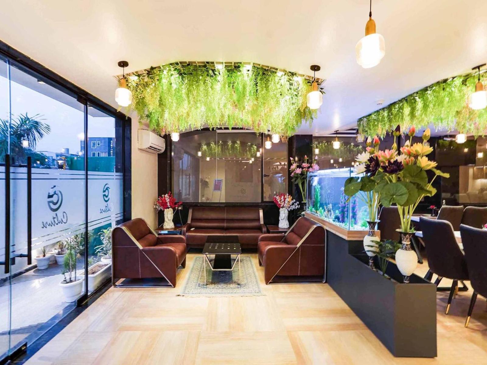 Clayton Hotel 4*